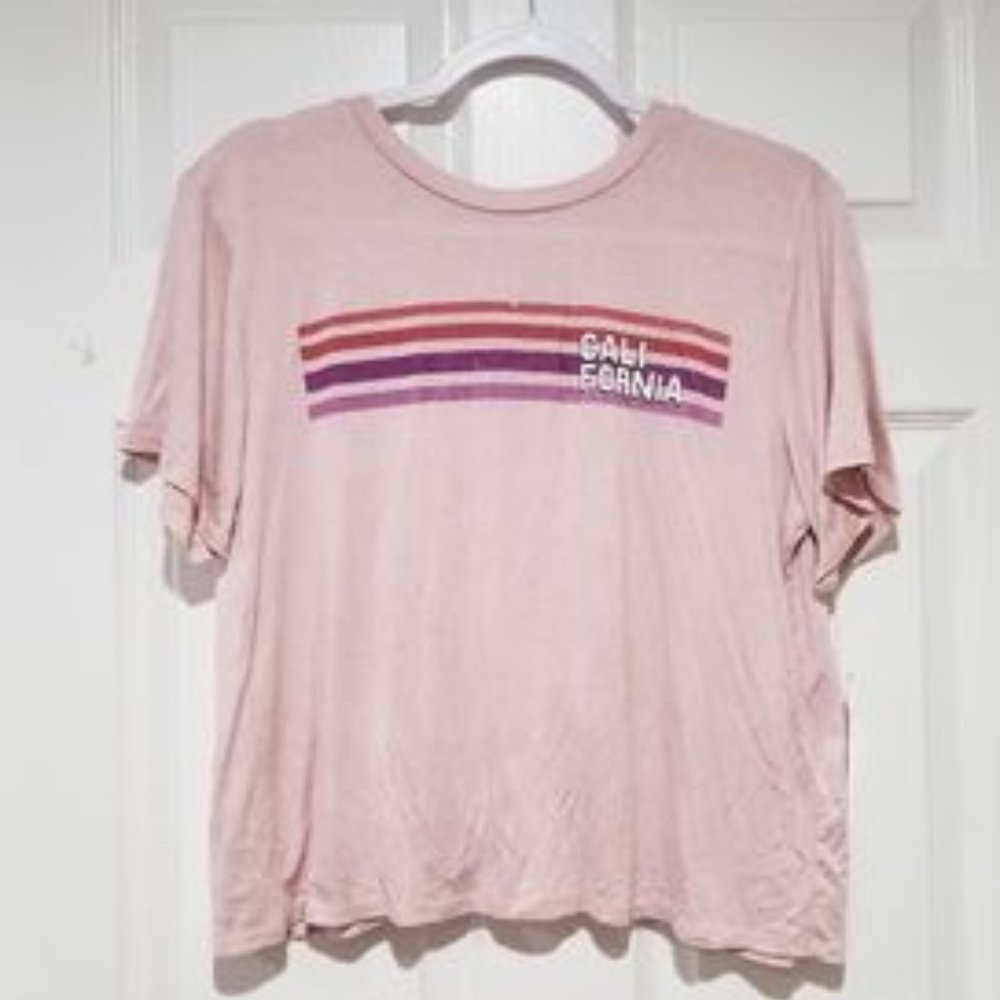 🎁 Stunner California Graphic Tee